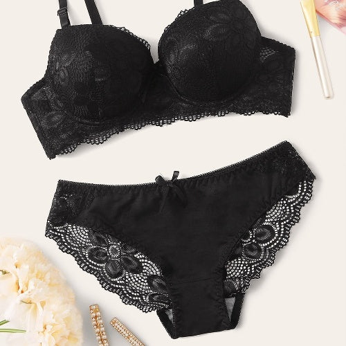 Lace Push-Up Bra and Panty Set with Steel Ring